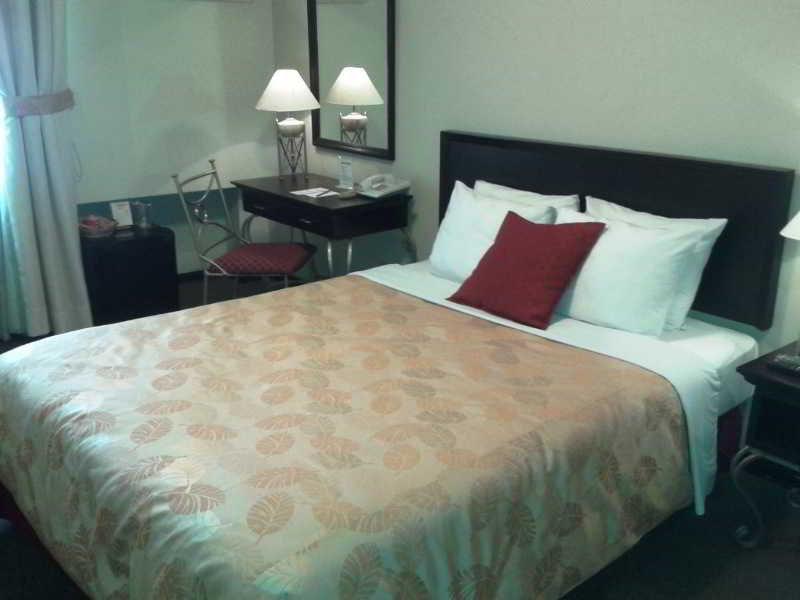 Leon De Oro Inn&Suites Lima Buitenkant foto